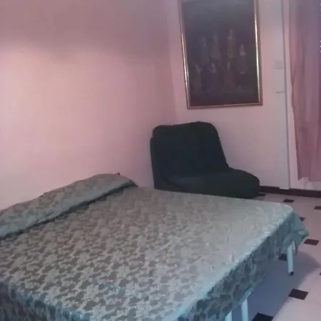 בית הארחה Casa Vacanze Gilli קליארי